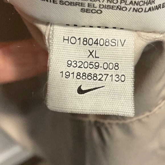 NIKE rain coat size XL - Picture 10 of 14